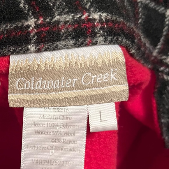 Coldwater Creek Red pull over - Picture 2 of 2